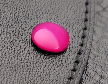 Kování z achátu magenta